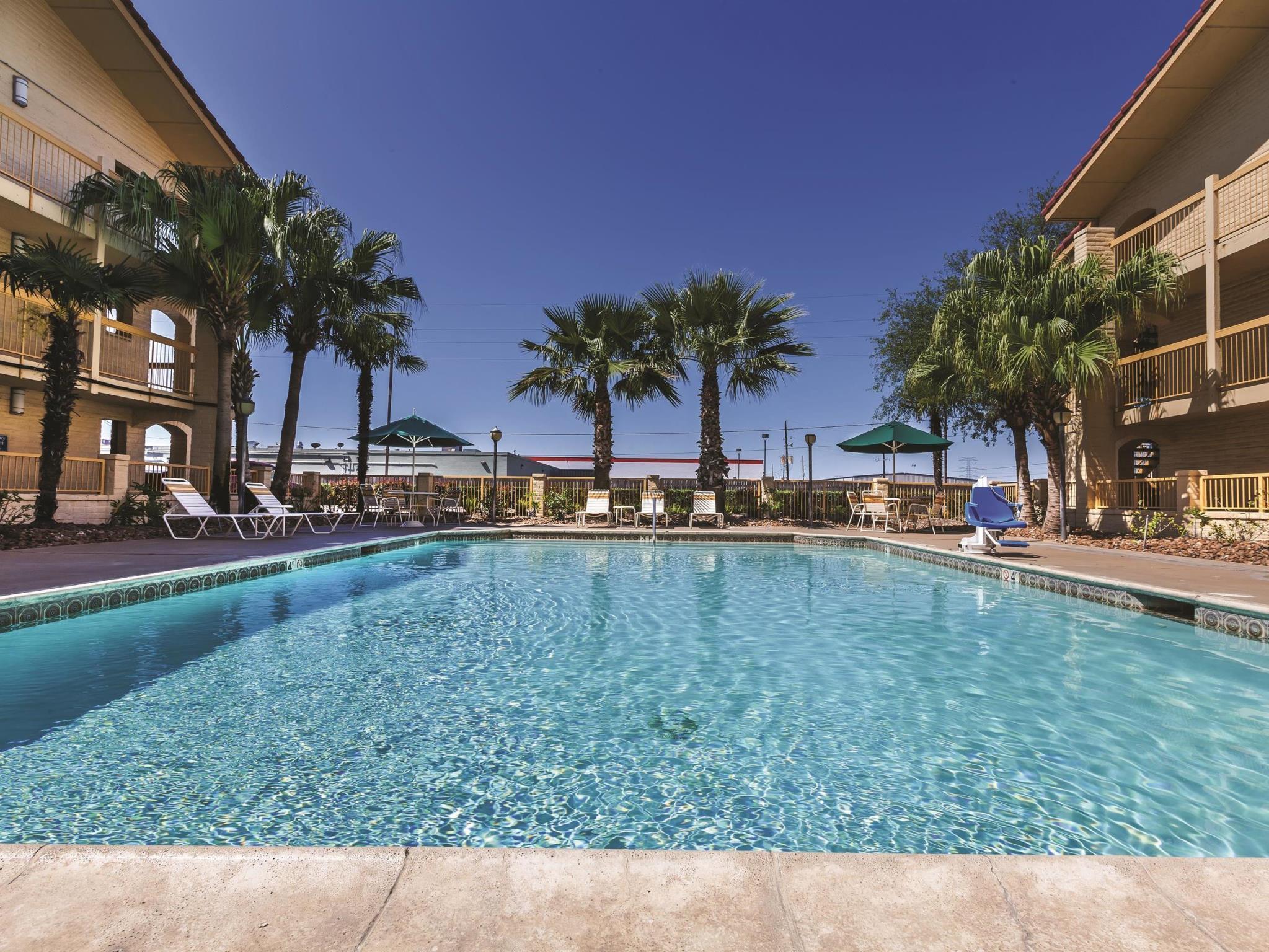 Travelodge By Wyndham Houston Cy-Fair Cypress Exterior foto